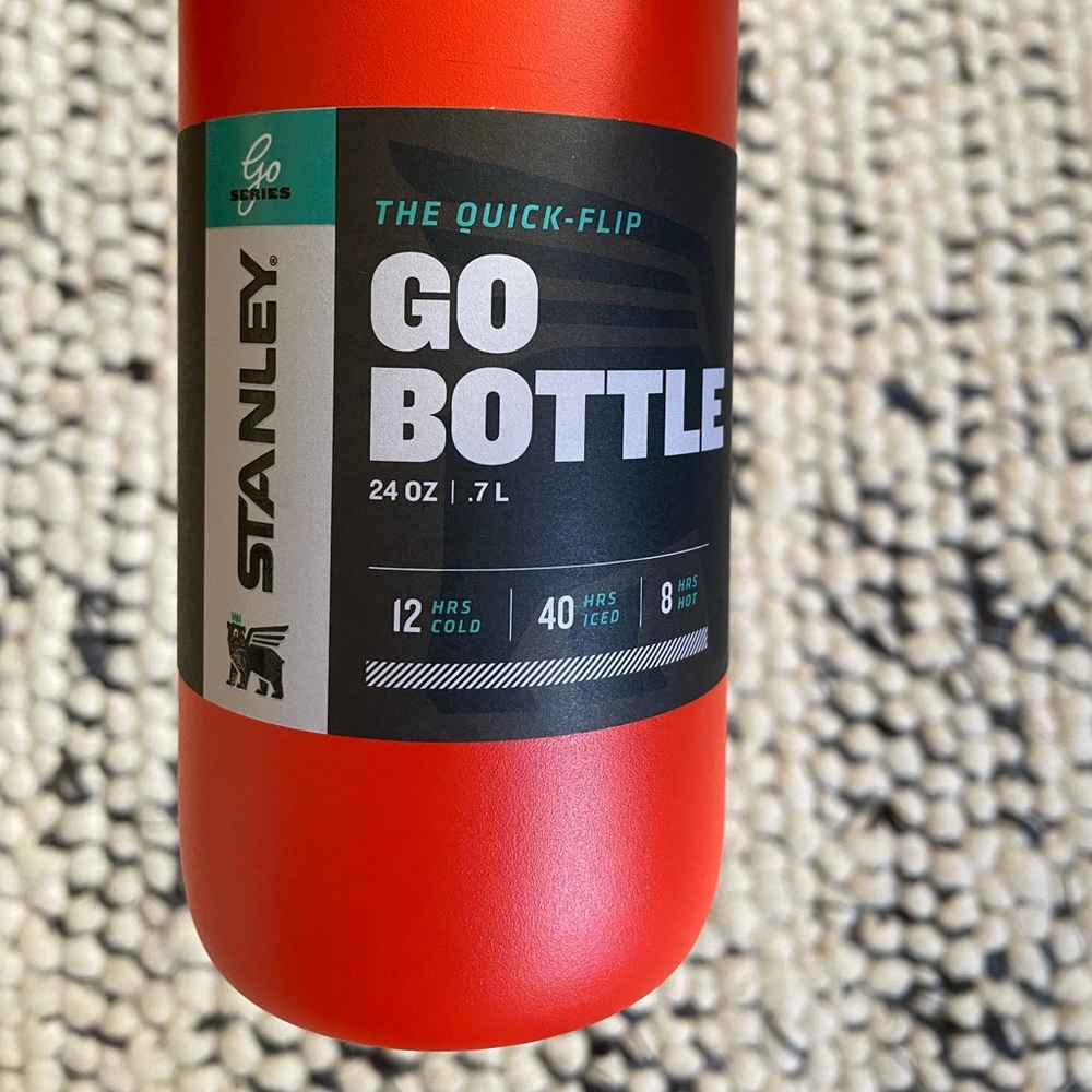 Stanley The Quick-Flip Go Bottle, 24 oz, Red/Orange